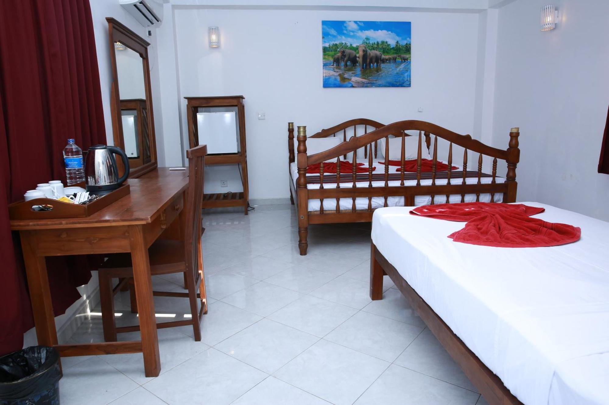 Mirissa Heights Hotel ภายนอก รูปภาพ